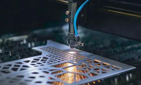 Modello intricato di taglio laser CO2