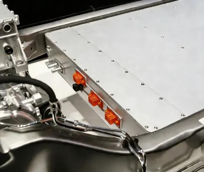 Piastra terminale del modulo batteria EV: sigillatura e schermatura in un'unica parte