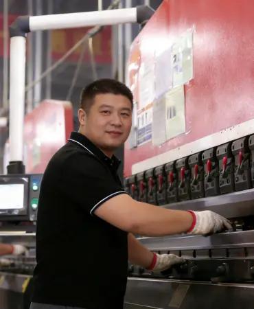 Il tuo partner affidabile per la lavorazione della lamiera