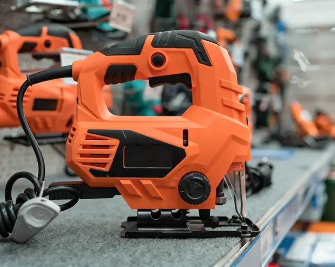 Alloggiamento per utensili elettrici: resistenza agli urti ed ergonomia